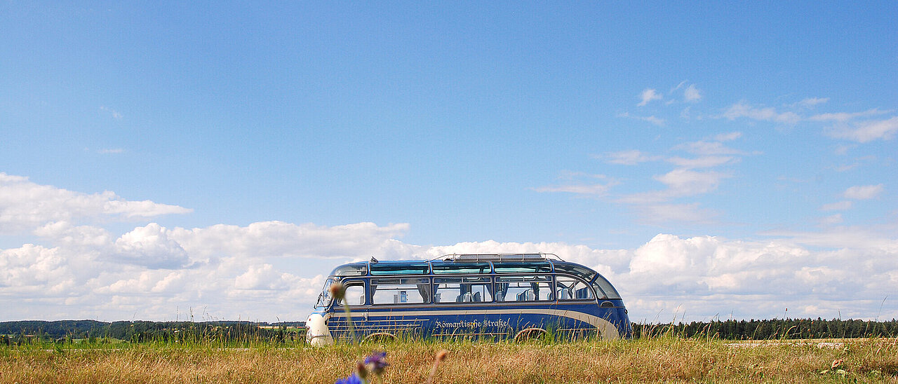 The "Nostalgia Bus" of the Romantic Road